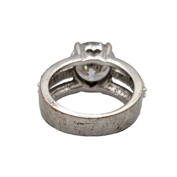 Cubic Zirconia CZ Cocktail Statement Ring Faceted Silver Tone Setting Size 8.25 - Picture 4 of 9